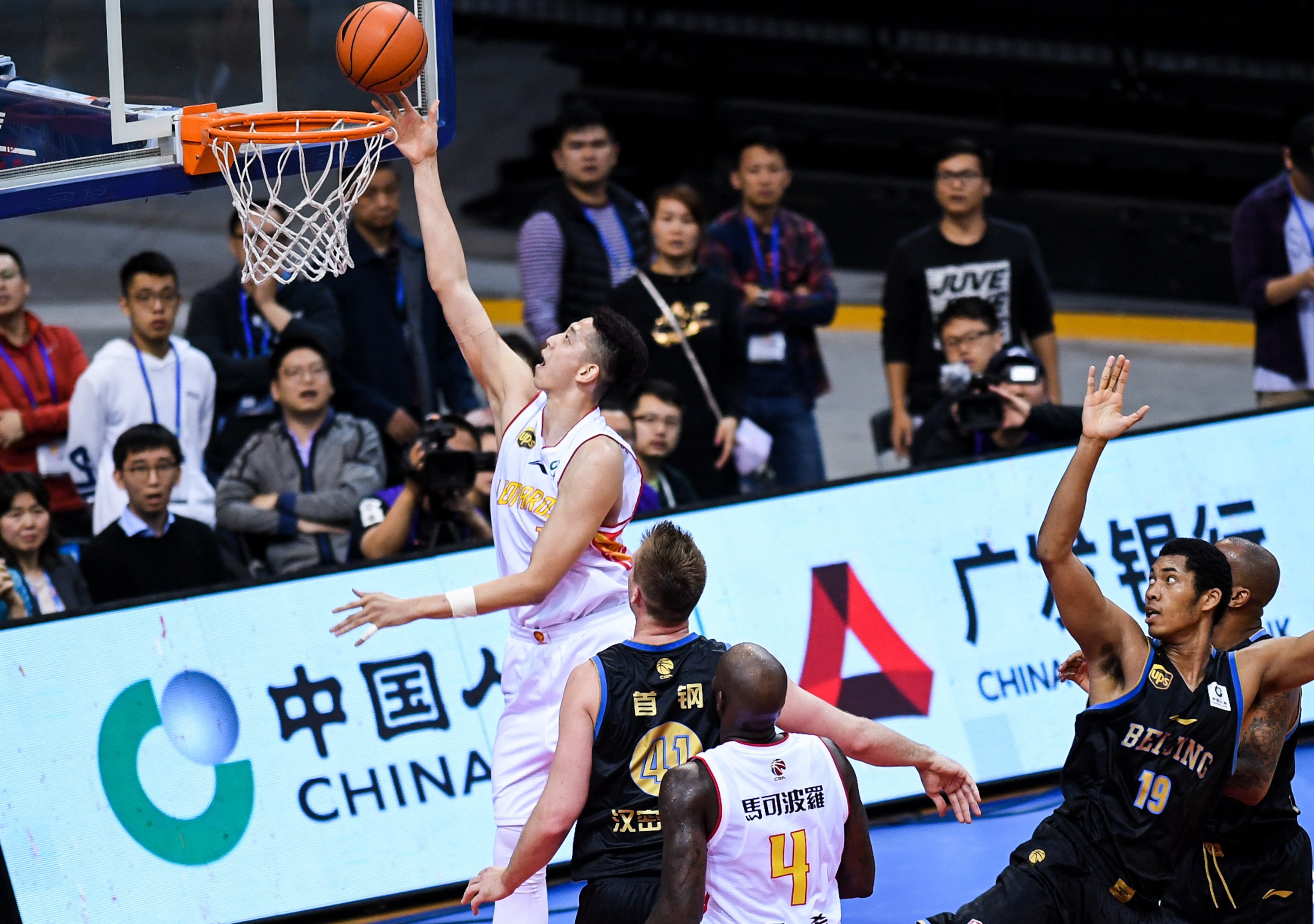 对爱尔兰而 对爱尔兰而